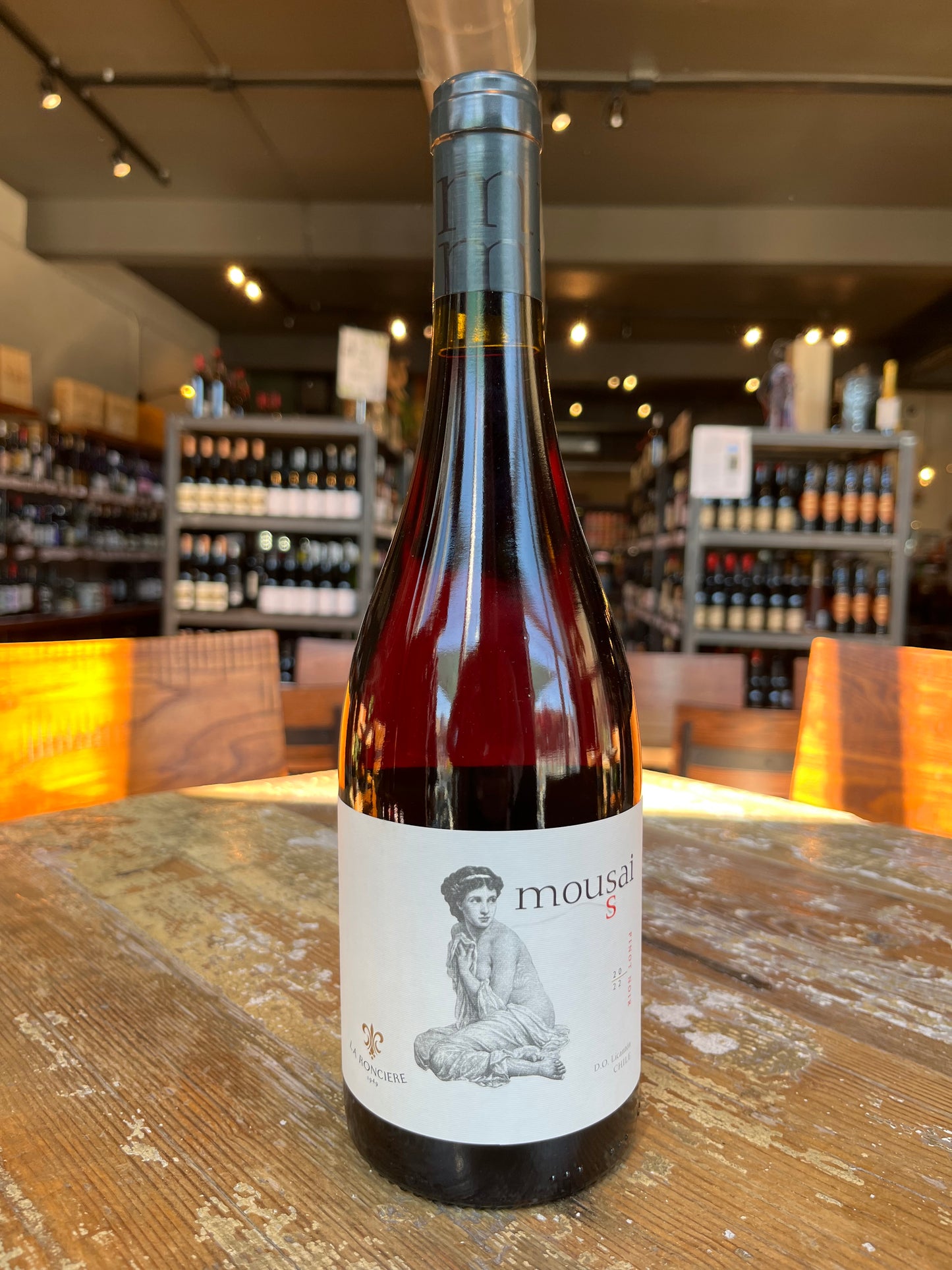 2022 Vina La Ronciere Licanten Mousai Pinot Noir