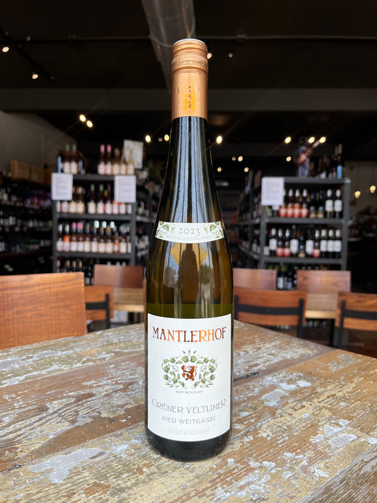 2023 Mantlerhof Gruner Veltliner Weitgasse