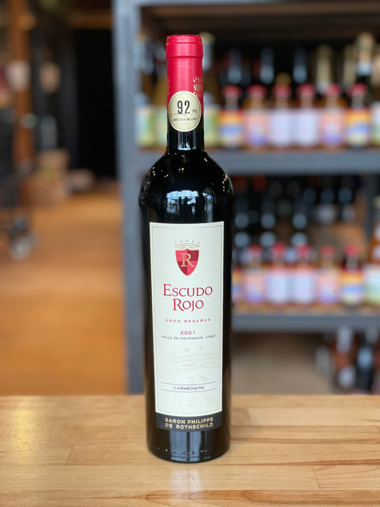 2021 Escudo Rojo Carmenere Gran Reserva